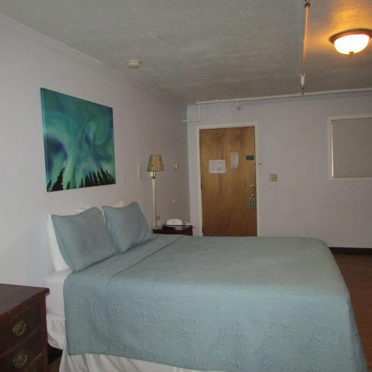 Creekwood Inn Anchorage Exterior photo